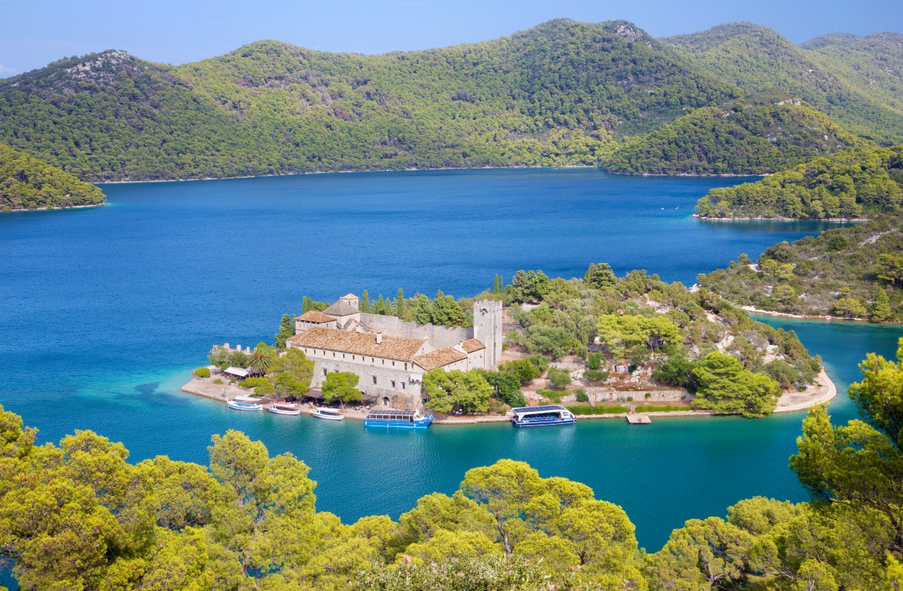 Den 2: Luka Šipanska - Pomena, Mljet island (25.00 NM)